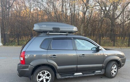 Hyundai Tucson III, 2008 год, 699 000 рублей, 2 фотография