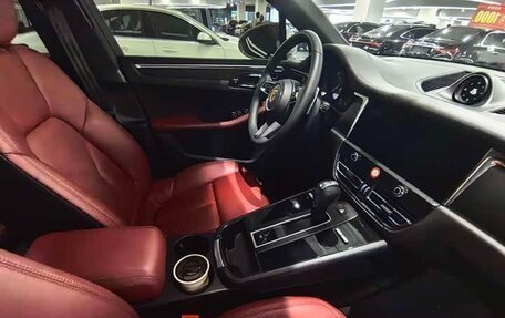 Porsche Macan I рестайлинг, 2022 год, 5 800 000 рублей, 4 фотография