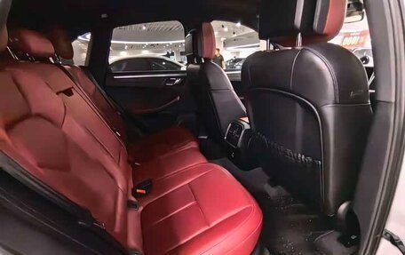 Porsche Macan I рестайлинг, 2022 год, 5 800 000 рублей, 5 фотография