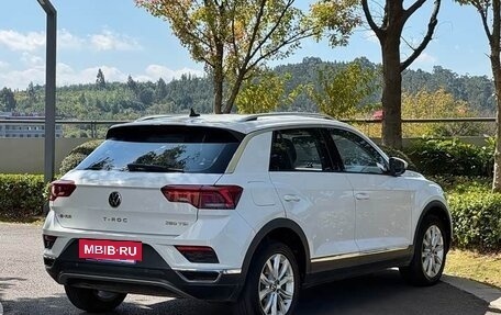 Volkswagen T-Roc I, 2022 год, 1 325 000 рублей, 4 фотография