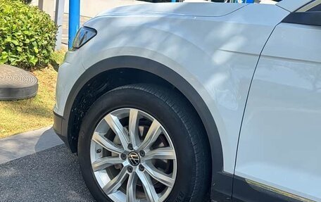 Volkswagen T-Roc I, 2022 год, 1 325 000 рублей, 7 фотография