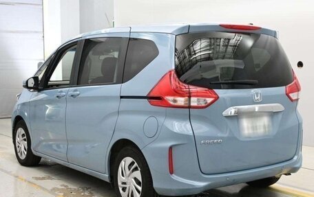 Honda Freed II, 2022 год, 1 380 040 рублей, 5 фотография