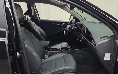 KIA Niro, 2023 год, 2 150 000 рублей, 13 фотография