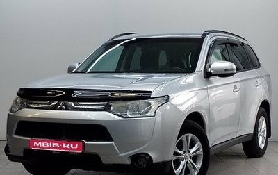 Mitsubishi Outlander III рестайлинг 3, 2013 год, 1 290 000 рублей, 1 фотография
