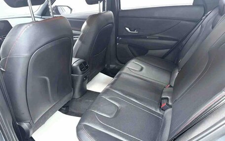 Hyundai Elantra, 2023 год, 1 220 000 рублей, 14 фотография