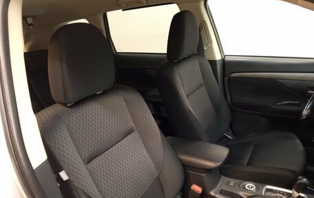 Mitsubishi Outlander III рестайлинг 3, 2013 год, 1 290 000 рублей, 21 фотография