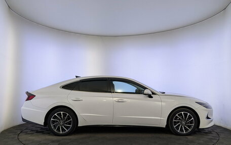 Hyundai Sonata VIII, 2021 год, 2 320 000 рублей, 4 фотография