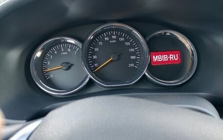 Renault Logan II, 2021 год, 1 020 000 рублей, 1 фотография