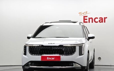KIA Carnival, 2024 год, 4 377 415 рублей, 3 фотография