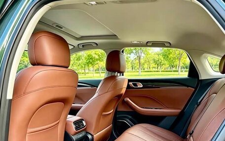 Geely Emgrand, 2026 год, 1 650 000 рублей, 8 фотография