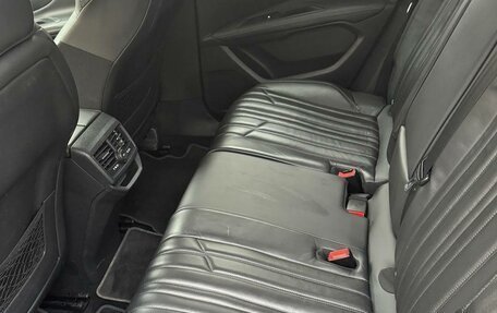 Peugeot 3008 II, 2017 год, 1 850 000 рублей, 6 фотография
