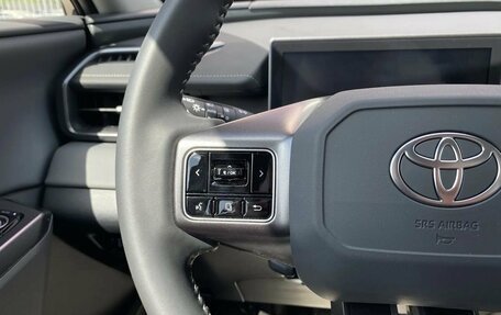 Toyota RAV4, 2026 год, 4 950 000 рублей, 13 фотография