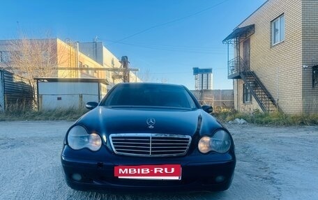 Mercedes-Benz C-Класс, 2002 год, 345 000 рублей, 3 фотография