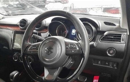 Suzuki Swift IV рестайлинг, 2022 год, 1 180 040 рублей, 9 фотография