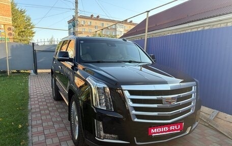 Cadillac Escalade IV, 2016 год, 3 500 000 рублей, 13 фотография