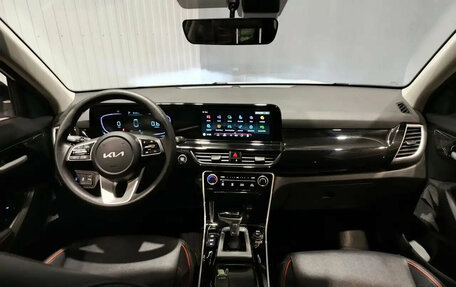 KIA Seltos I, 2025 год, 2 400 000 рублей, 10 фотография
