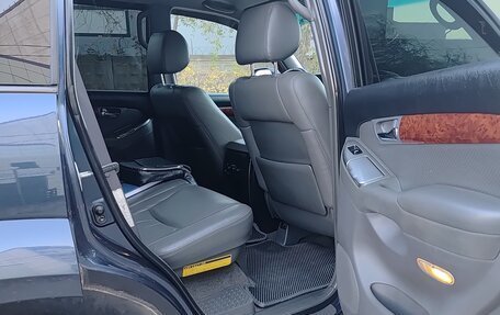 Toyota Land Cruiser Prado 120, 2004 год, 1 620 000 рублей, 7 фотография