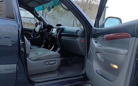 Toyota Land Cruiser Prado 120, 2004 год, 1 620 000 рублей, 8 фотография