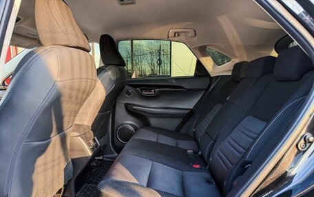 Lexus NX I, 2015 год, 2 349 000 рублей, 10 фотография