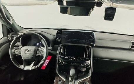 Lexus LX, 2026 год, 22 100 000 рублей, 10 фотография
