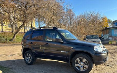 Chevrolet Niva I рестайлинг, 2013 год, 449 000 рублей, 2 фотография