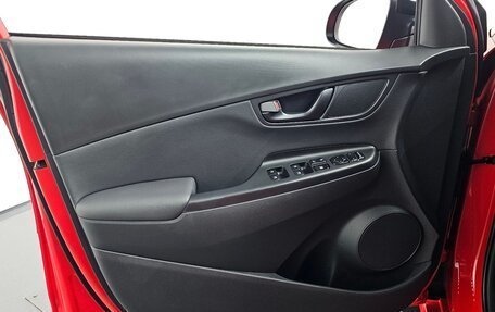 Hyundai Kona I, 2022 год, 1 380 000 рублей, 26 фотография