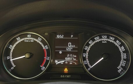 Skoda Rapid I, 2018 год, 1 100 000 рублей, 13 фотография