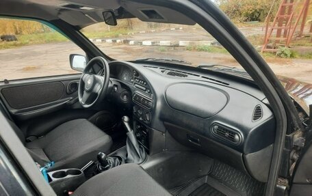 Chevrolet Niva I рестайлинг, 2013 год, 555 000 рублей, 8 фотография