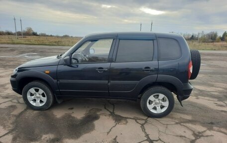 Chevrolet Niva I рестайлинг, 2013 год, 555 000 рублей, 4 фотография