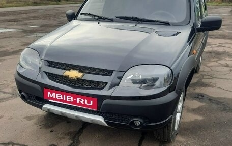 Chevrolet Niva I рестайлинг, 2013 год, 555 000 рублей, 2 фотография
