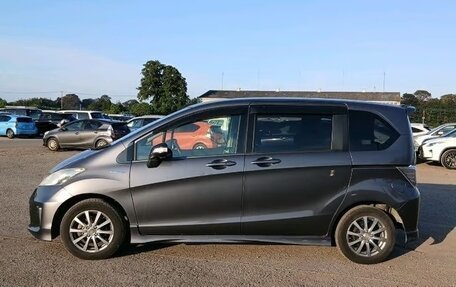 Honda Freed I, 2016 год, 850 000 рублей, 4 фотография