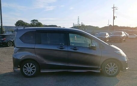 Honda Freed I, 2016 год, 850 000 рублей, 5 фотография