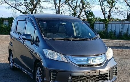 Honda Freed I, 2016 год, 850 000 рублей, 3 фотография