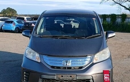 Honda Freed I, 2016 год, 850 000 рублей, 2 фотография