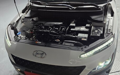 Hyundai Kona I, 2022 год, 1 360 000 рублей, 32 фотография