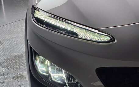 Hyundai Kona I, 2022 год, 1 360 000 рублей, 33 фотография