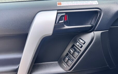 Toyota Land Cruiser Prado 150 рестайлинг, 2021 год, 4 980 000 рублей, 24 фотография