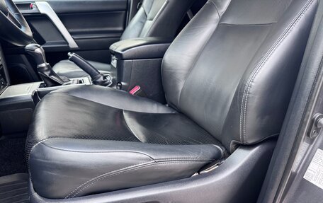 Toyota Land Cruiser Prado 150 рестайлинг, 2021 год, 4 980 000 рублей, 26 фотография