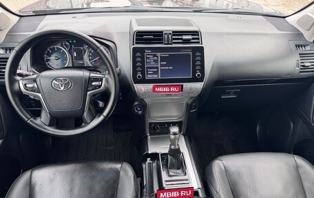 Toyota Land Cruiser Prado 150 рестайлинг, 2021 год, 4 980 000 рублей, 33 фотография