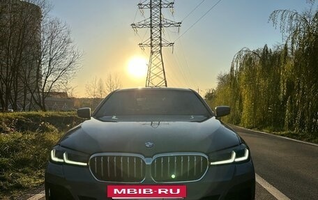BMW 5 серия, 2021 год, 4 350 000 рублей, 2 фотография