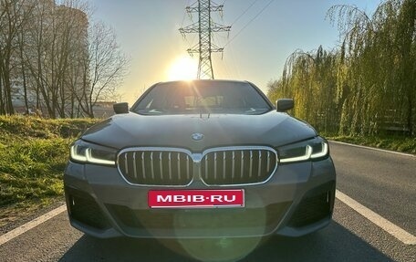 BMW 5 серия, 2021 год, 4 350 000 рублей, 1 фотография