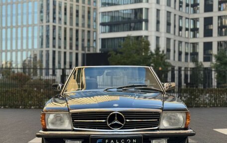 Mercedes-Benz SL-Класс, 1989 год, 8 400 000 рублей, 3 фотография