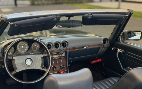 Mercedes-Benz SL-Класс, 1989 год, 8 400 000 рублей, 20 фотография