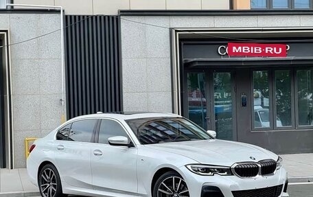 BMW 3 серия, 2022 год, 2 490 001 рублей, 3 фотография