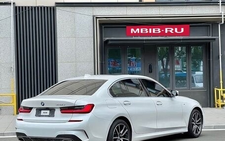 BMW 3 серия, 2022 год, 2 490 001 рублей, 5 фотография