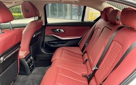 BMW 3 серия, 2022 год, 2 490 001 рублей, 13 фотография