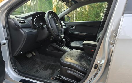KIA Rio III рестайлинг, 2015 год, 1 020 000 рублей, 27 фотография