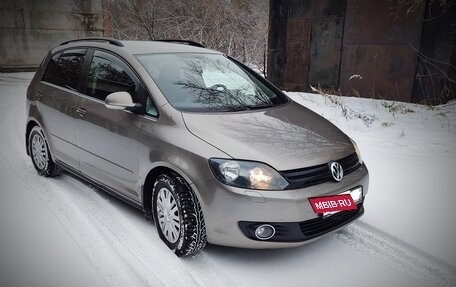 Volkswagen Golf Plus II, 2011 год, 820 000 рублей, 3 фотография