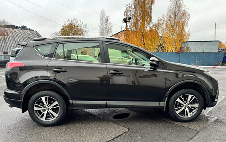 Toyota RAV4, 2015 год, 2 075 000 рублей, 4 фотография
