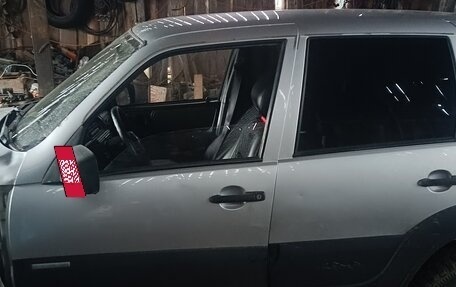 Chevrolet Niva I рестайлинг, 2010 год, 200 000 рублей, 3 фотография